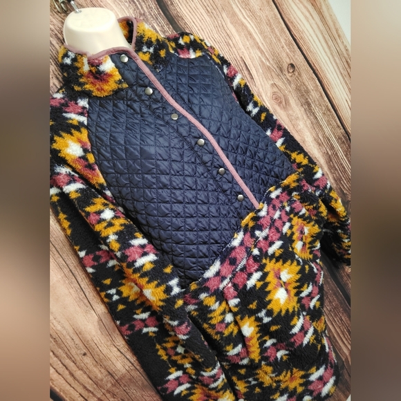 Simply Southern Colorful Quilted Women's Jacket Size Large! - Picture 3 of 5